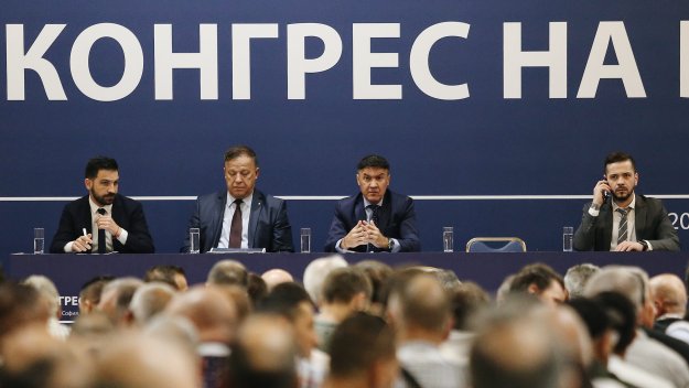 Боби Михайлов: Футболното ни семейство отново е силно