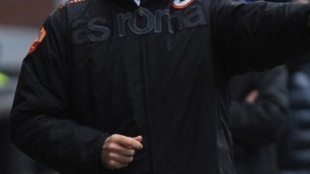 Раниери поема Куинс Парк Рейнджърс?