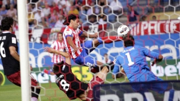 Фалкао остава кошмар за Билбао