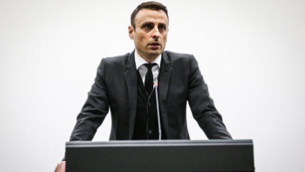 Родният клуб на Бербатов го номинира за президент на БФС