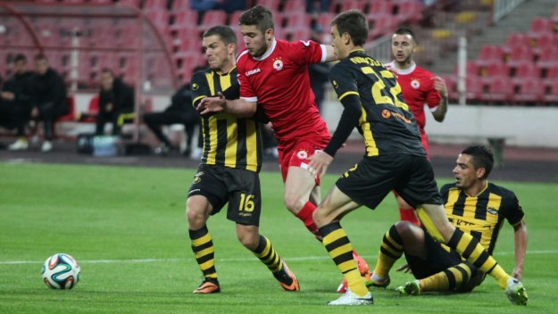 ЦСКА се бетонира на върха