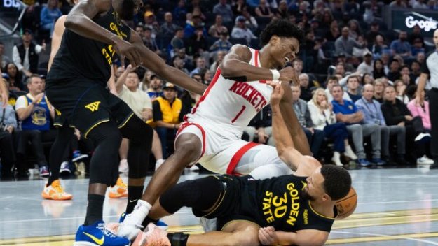 Стеф Къри се размина с тежка контузия