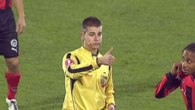 Стефко Депутата вдигна 6 жълти картона в Армения