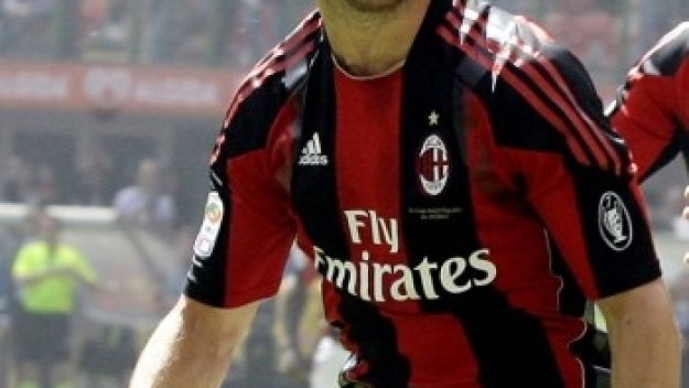 Милан иска Фламини за още две години