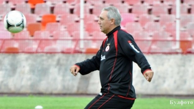 Стоичков обявява утре, дали остава в ЦСКА