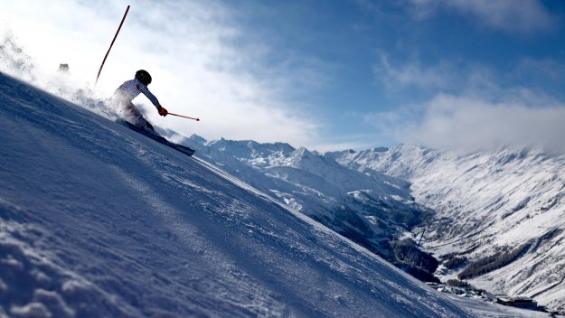 Защо наградните фондове в ските минаха от франкове в евро? + ВИДЕО 