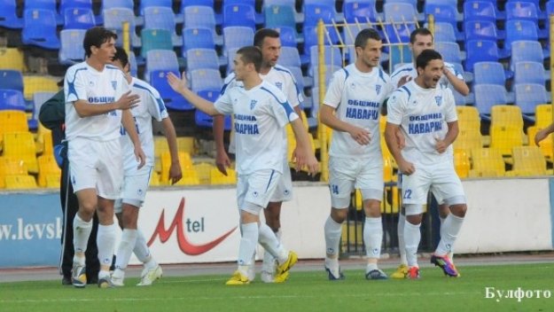 В Калиакра се молят да оцелеят от кризата