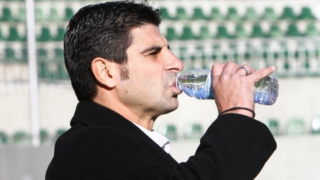 Гонзо бесен на двама от своите