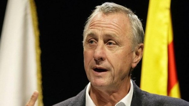 Кройф: Барса няма нужда да печели и четирите мача с Реал