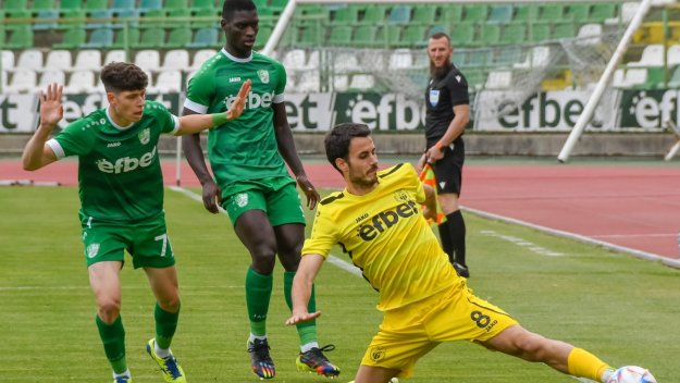 Хебър тресна с 2:0 Берое в Стара Загора