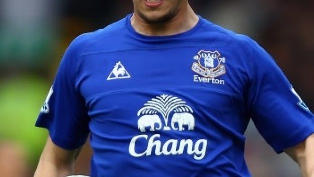 Арсенал поднови интереса си към Джагиелка