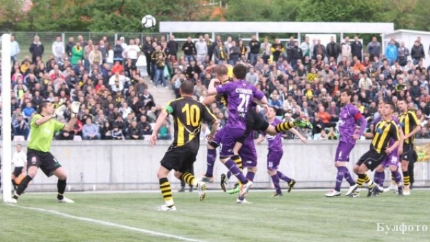 Илханлъ няма да сменя името на Етър