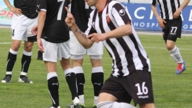 Златински пред трансфер в Китай