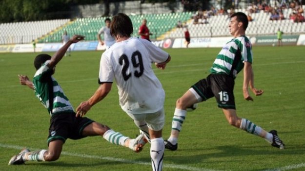 Черно море без Александър Александров за гостуването на Славия