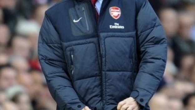 Арсен Венгер: Бендтнер остава