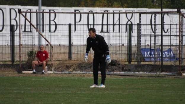Вратар на Локо Пловдив ще се уреди с по-висока заплата