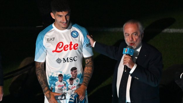 Наполи на загуба въпреки титлата