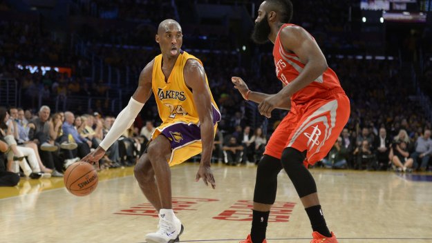 Новобранец от Лейкърс счупи крак на старта