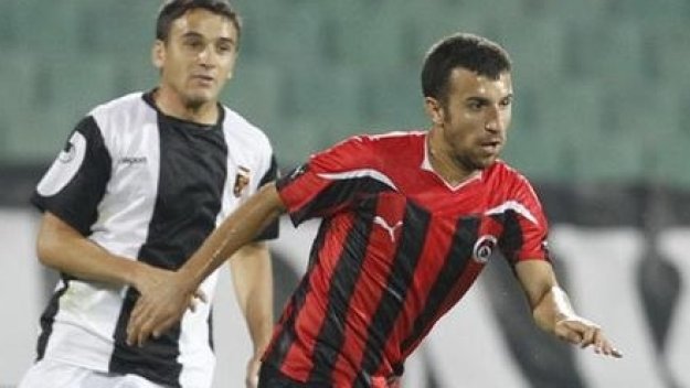 Халф на Локо бесен на Гигов, че не го пуснал в ЦСКА