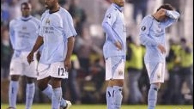 Сантандер би Манчестър Сити с 3:1, но само за престиж