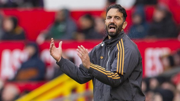 На дръвника: Аморим се кланя на шефа в Юнайтед