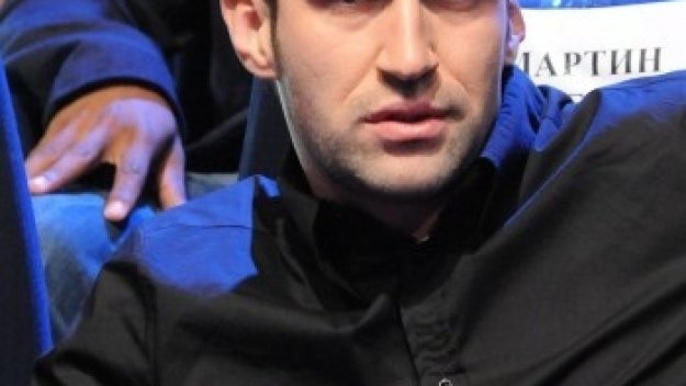 &quot;Милионерите&quot; се насочиха към Камбуров