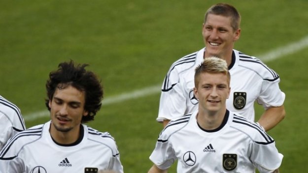 Швайни: Не завиждам на Лам за лентата