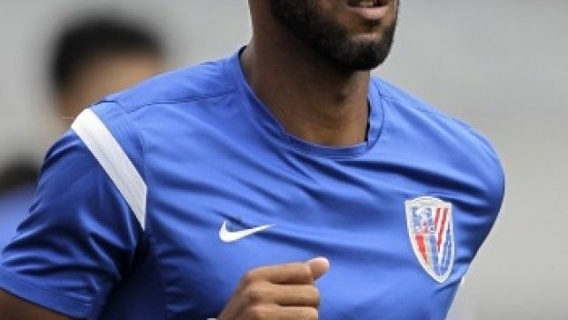 Уест Хям отново с мераци за Никола Анелка