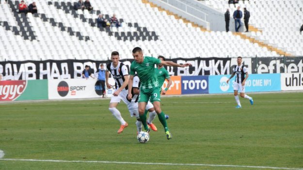 Берое матира Локо в Пловдив, Камбуров наказа бившия си тим