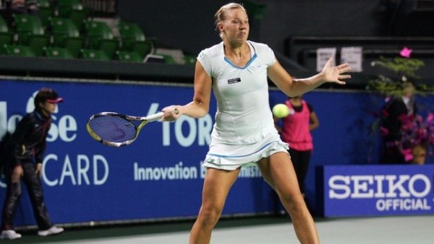 Кая Канепи пак би Йелена Янкович