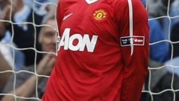 Бербатов може и да играе за Юнайтед до края на сезона