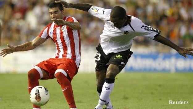 Съдия побутна Валенсия срещу Атлетико