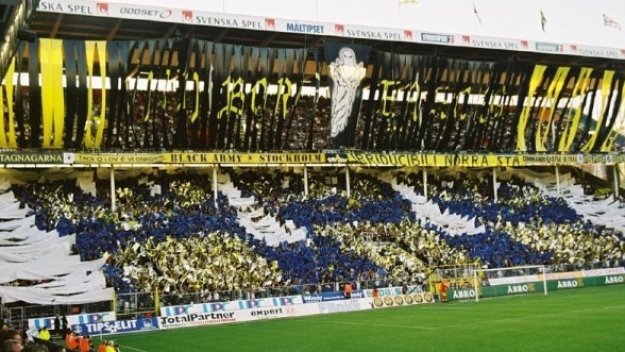 20 хулигани на АИК напират към “Герена”