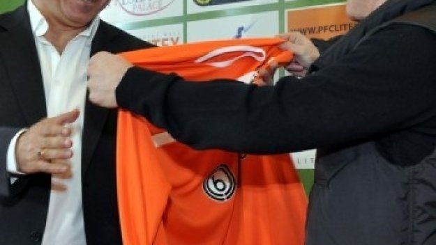 Гриша Ганчев: Стоичков е ръб и няма да легне на ЦСКА