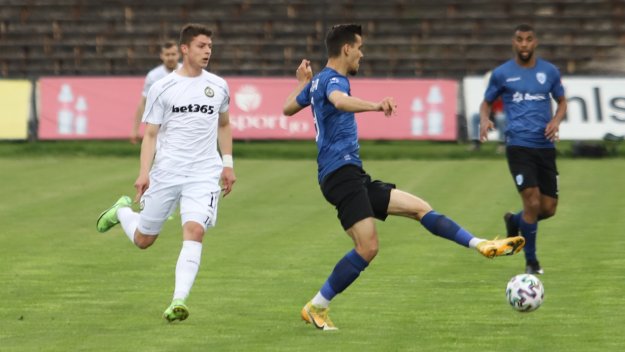 Сердюк се завръща в групата на Черно море 