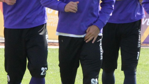 Левски предлага нов договор на Божинов