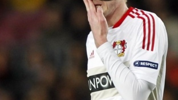 Леверкузен отхвърли оферта от Челси за Андре Шурле