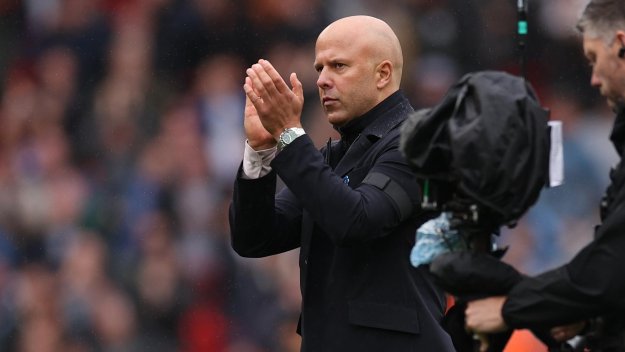 Слот каза цялата истина за "горещото" дерби с Евертън