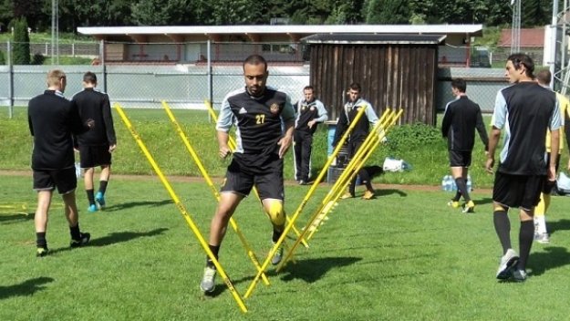 Бразилец в Ботев Пловдив наваксва с триразови тренировки