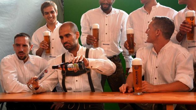 Гуардиола: Хващам се на бас за халба бира, че Руни ще играе