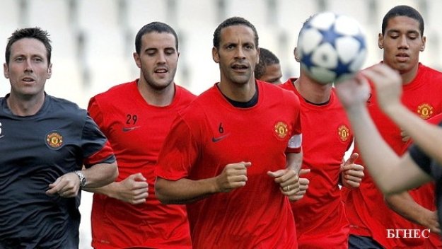 Юнайтед вдига Рио за дербито с Арсенал