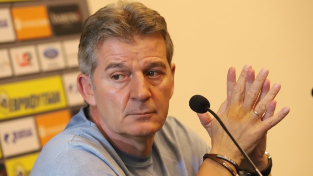 Емо Костадинов има идея защо "лъвовете" вече не хапят