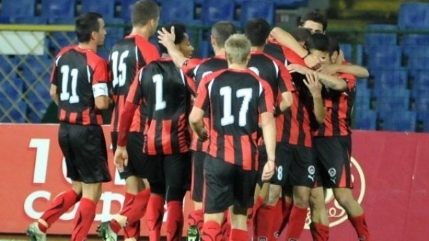 Мистерия с рефера на Шльонск - Локо