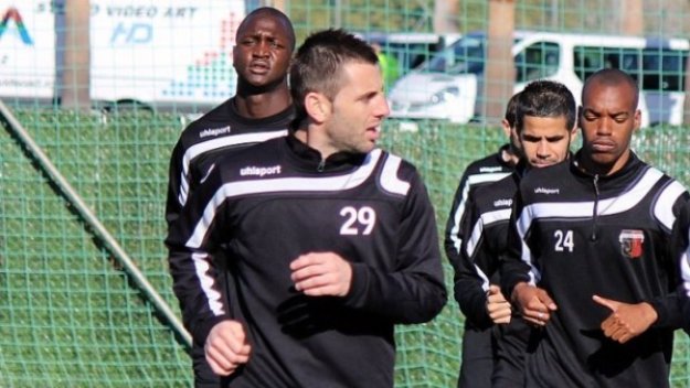 Вальо Георгиев аут за Локо Пловдив срещу Левски