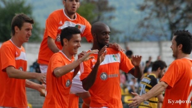 Литекс с победа в блиц турнир