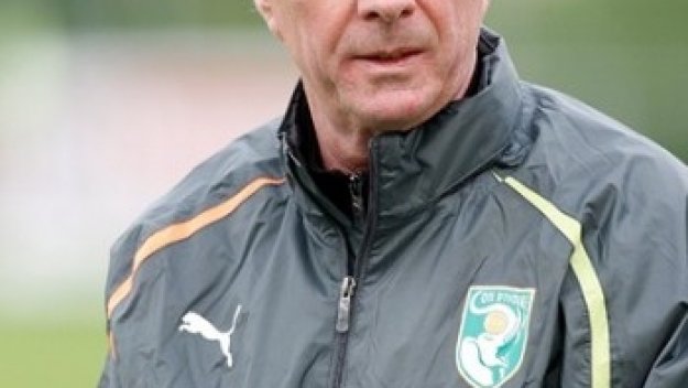 Ериксон: Капело трябва да говори повече с играчите