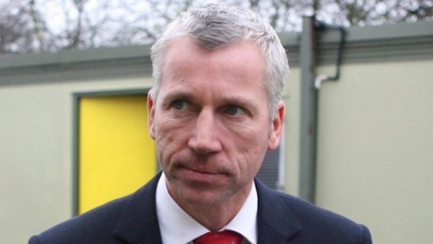 Алан Пардю е новият мениджър на Нюкасъл