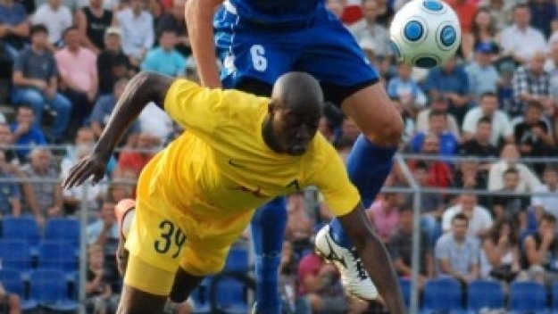 Оперираха Бранеков