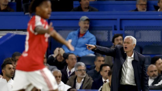 Мачовете по телевизията, днес 5 декември