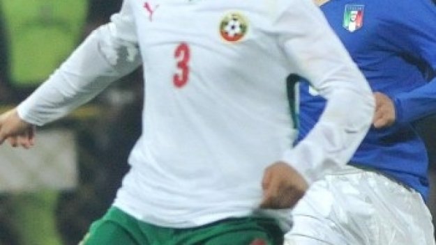 Кристъл Палас ще задържи Тунчев